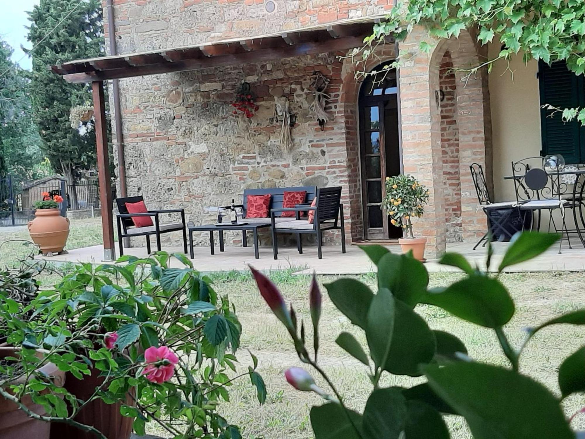Montebello Degli Olivi Чиуси Екстериор снимка